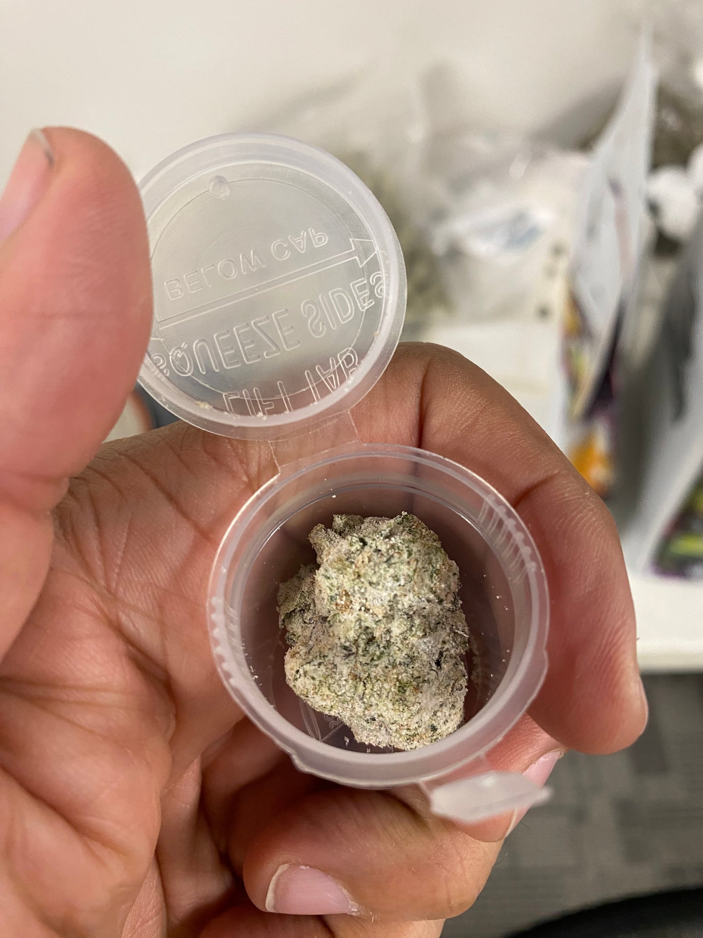 DOPE PROS SNOWCAPS 1G, 14CT 61.50%THCA